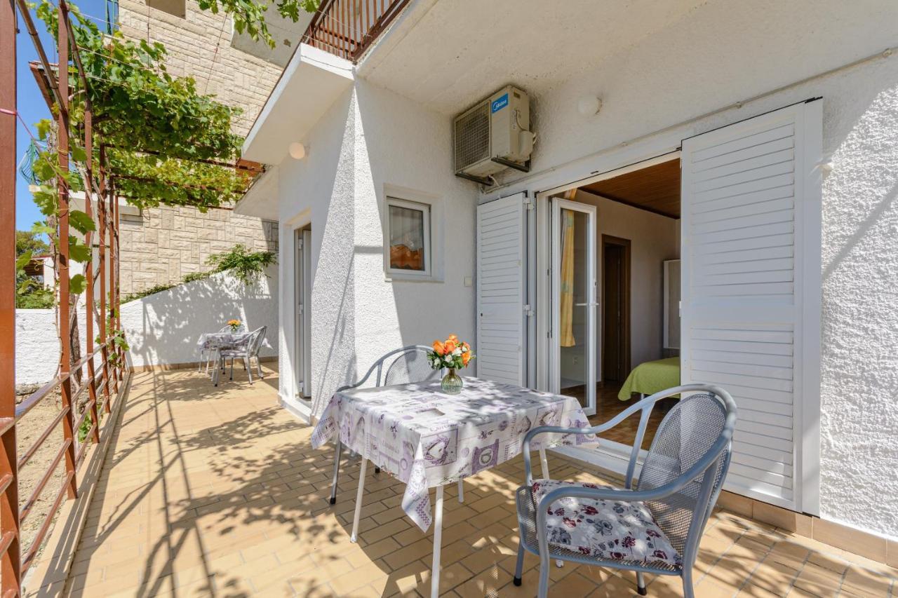 Rooms Sani بريلا المظهر الخارجي الصورة