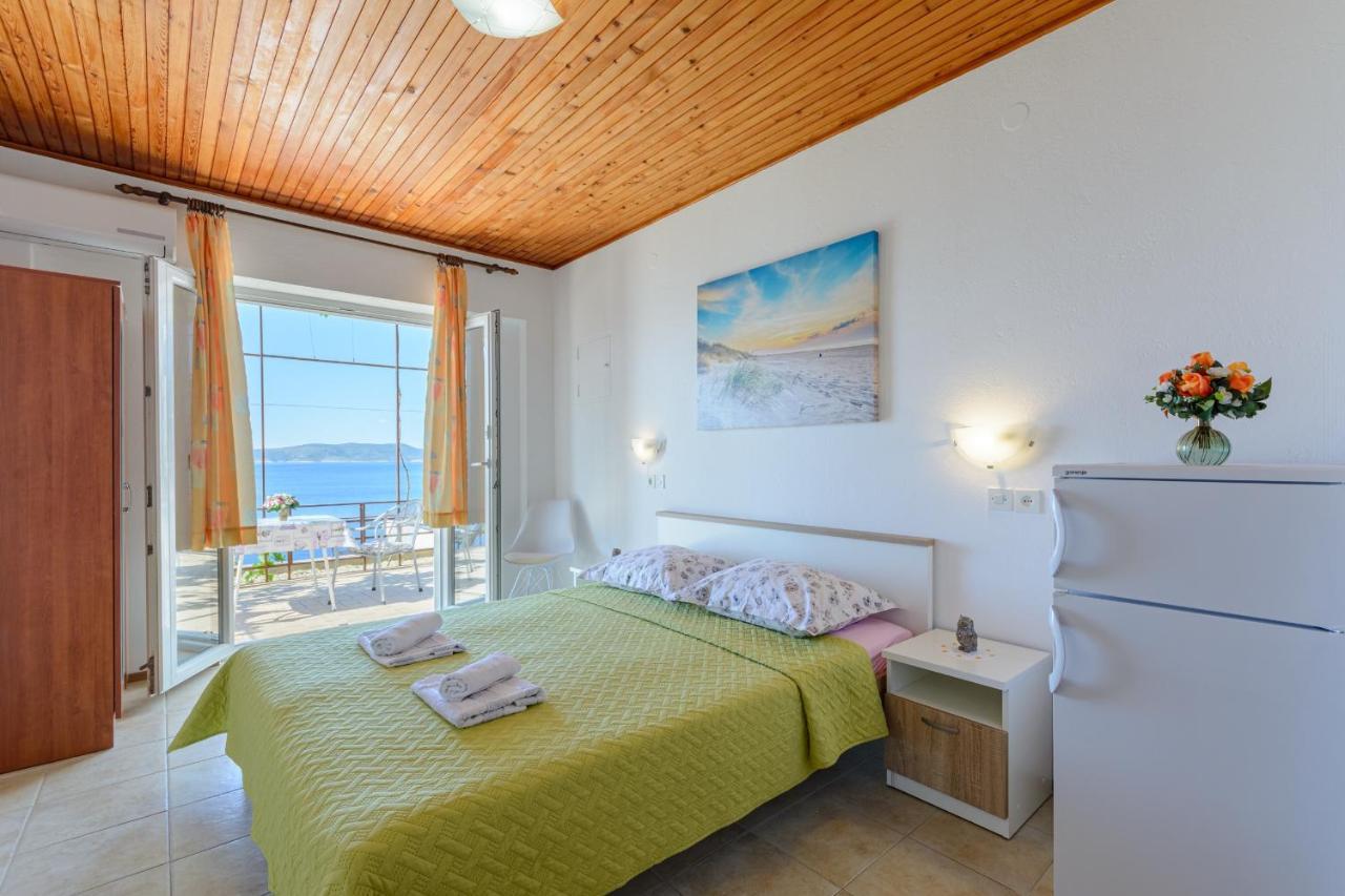Rooms Sani بريلا المظهر الخارجي الصورة